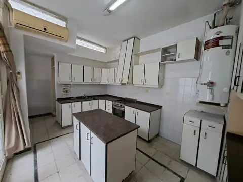VENTA CASA 3 DORMITORIOS APTO CREDITO ALTA CORDOBA