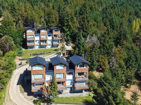 Departamento 4 ambientes con vistas al lago en Klover Huapi - Bariloche - en venta