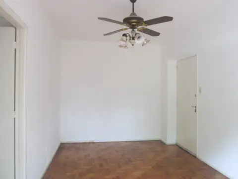 Depto Tipo Casa en Alquiler de 2 ambientes