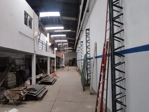 Galpón de 450 m2 en alquiler en Caseros