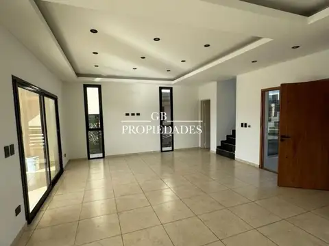 Venta de Casa  4 ambientes en Santa Elisa, Pilar del Este