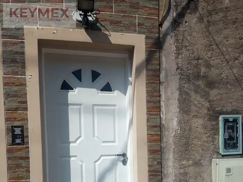 Departamento PH venta 2 ambientes Villa Luzuriaga con patio luminoso para entrar a vivir