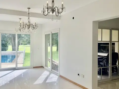 Casa en Venta al Este