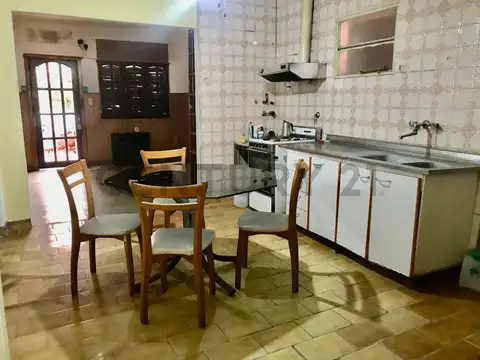 65 entre 136 y 137 , Piso 0