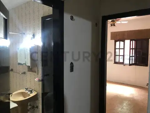 65 entre 136 y 137 , Piso 0