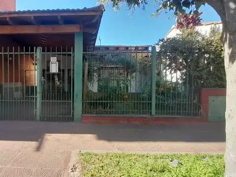 Casa Lote propio en venta  3 ambientes  - Chilavert -