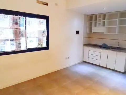 Monoambiente en centro comercial de V. Adelina nuevo valor