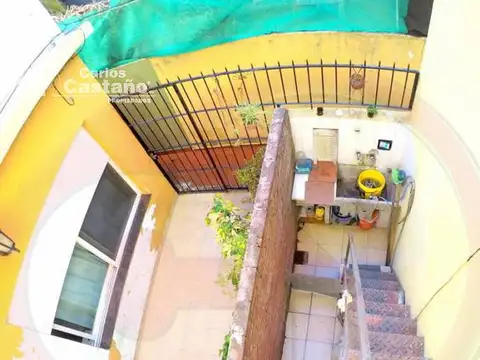 Depto Tipo Casa en Venta 50 años