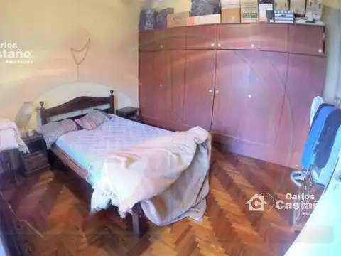 Depto Tipo Casa en Venta en Olivos, USD 140.000