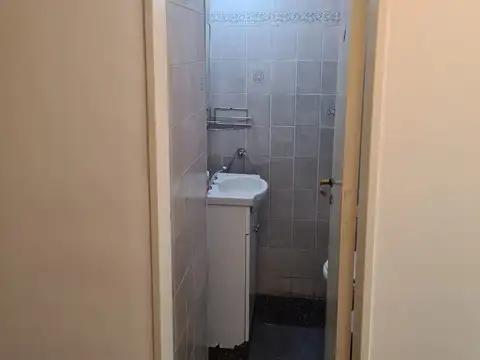 Oficina en Alquiler al Este