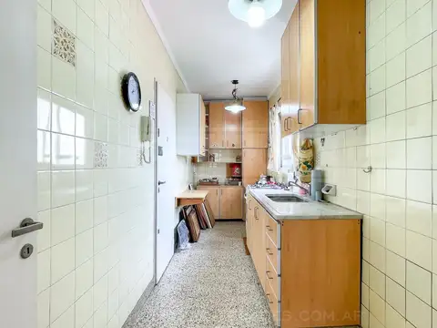 Departamento en Alquiler con 1 cocheras