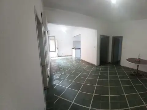Depto Tipo Casa en Alquiler de 2 dormitorios