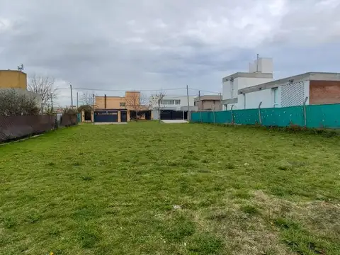 Lote de 864 m2 478 e/ 134 y 135 J. Gorina - La Plata
