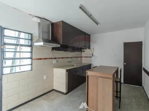 Depto Tipo Casa en Venta 50 años