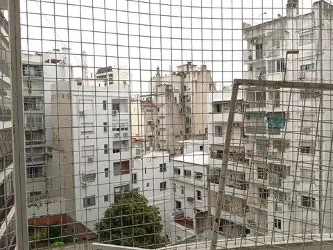 Azcuenaga 1400, Piso 6