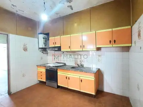 Venta PH al Fondo 4 Ambientes con Patio y Terraza