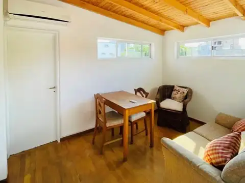 Depto Tipo Casa 4 ambientes con 1 baño