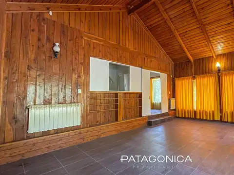 VENTA CASA S/ LOTE COMERCIAL, APTO DESARROLLO DPTOS