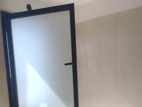 Casa 5 ambientes con 4 baños