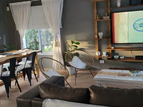 Casa 5 ambientes con 3 baños
