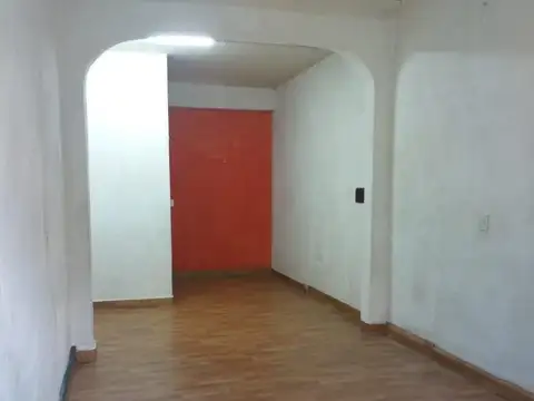 Av Hipolito Yrigoyen 1192