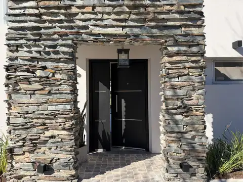 Barrio San Marcos, Dean Funes, Villanueva 100