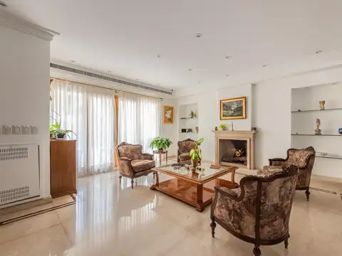 Venta de Casa en Flores