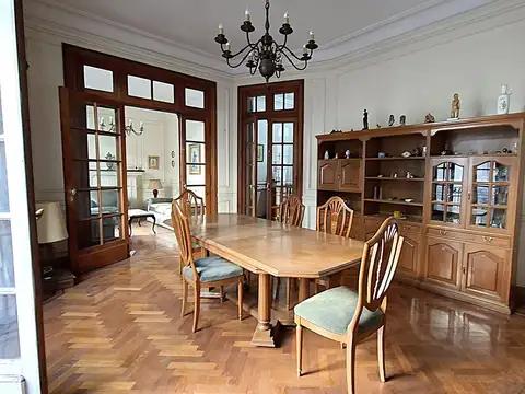 Departamento en Venta de 5 ambientes