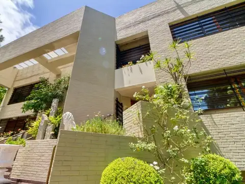 Virrey Del Pino 3800