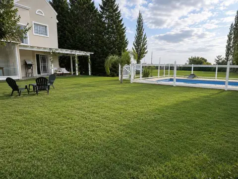 CASA EN VENTA BARRIO PRIVADO APTO CREDITO