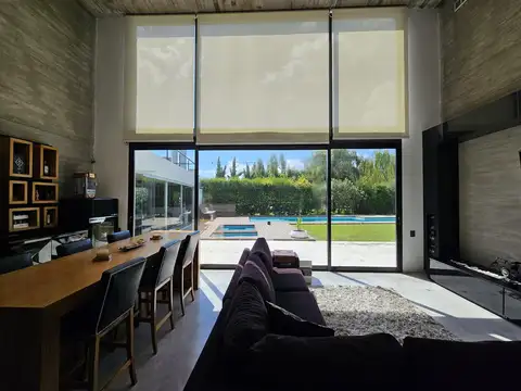 Casa en Venta de 5 dormitorios