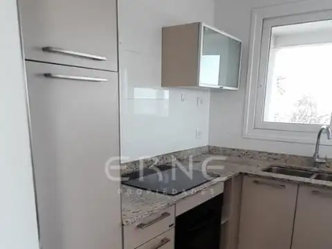 Departamento en Alquiler en La Perla Sur, $ 1.800.000