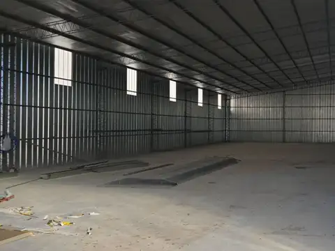 Galpon en Alquiler 10  mts Frente