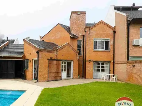 Valentín Alsina 300