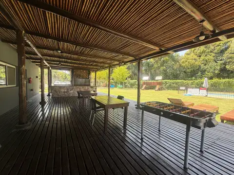 Casa 5 ambientes con 3 baños