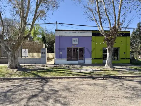 Casa 4 ambientes con 4 baños