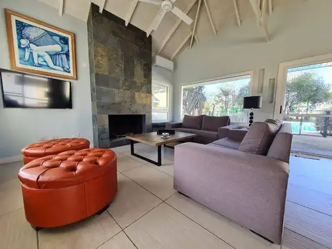 ALQUILER TEMPORARIO casa en Country Boca Raton