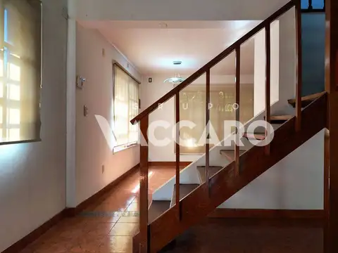 Casa 4 ambientes con 4 baños