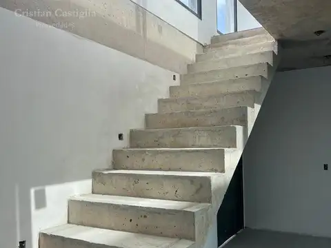 Casa en Venta en Puertos, USD 970.000