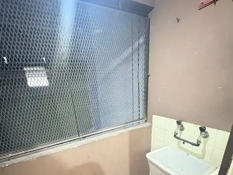 ESTRADA 1100, Piso 4