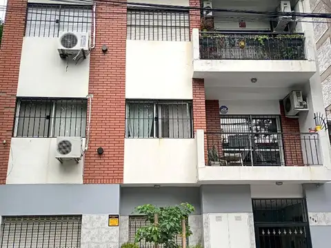 Joaquin V. Gonzalez 700, Piso P.B.