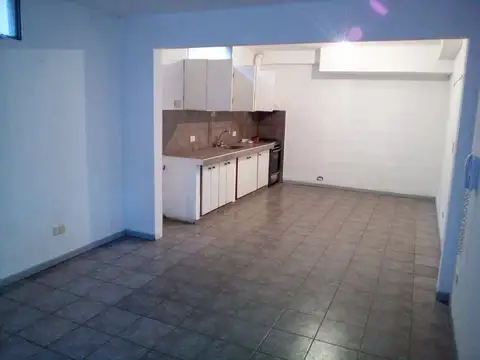 DEPARTAMENTO 3 AMB PLANTA BAJA CON PATIO , COCHERA. TIGRE MAIPU 313 COMPLEJO CON PISCINA
