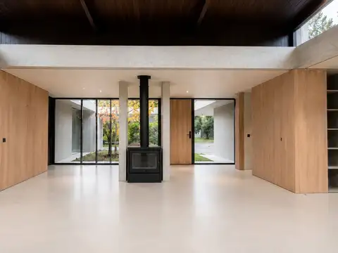 Casa en Venta en Miralagos, USD 450.000
