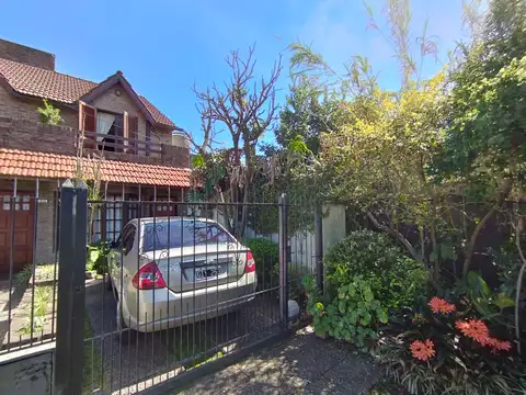 Casa en Venta en Castelar Sur, USD 118.000