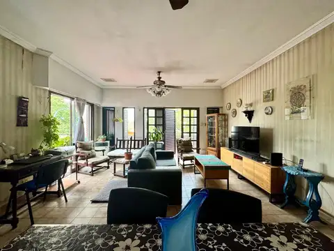 Departamento 7 ambientes con 2 baños