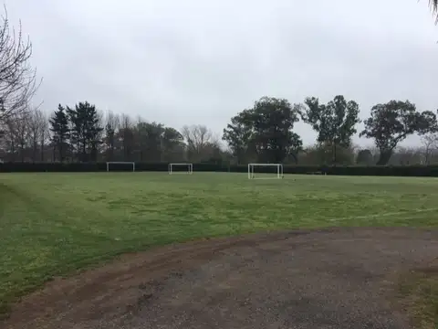 Cno Gral Belgrano entre 82 y 83