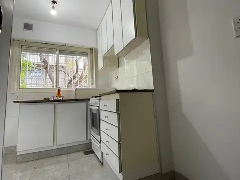 AMPLIO DEPARTAMENTO EN BARRIO MARTIN