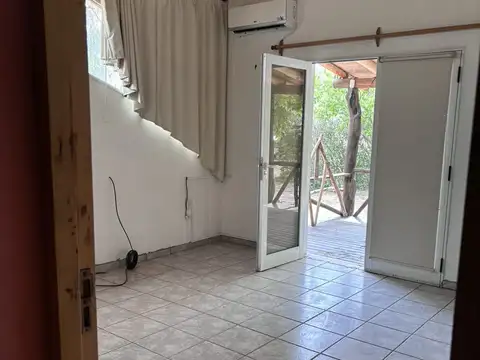 Casa en gran terreno esquina 3.149 m² en Las Paredes – Ideal inversión