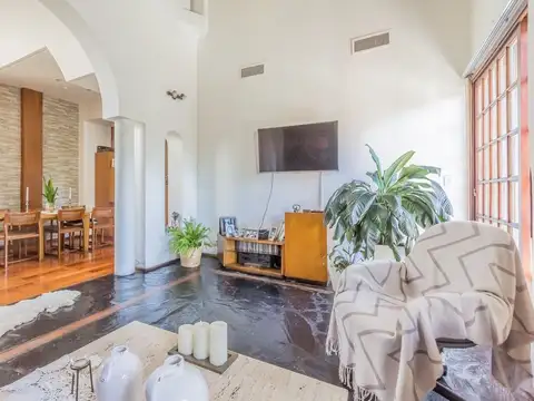 Venta PH 5 ambientes c/ terraza en Chacarita