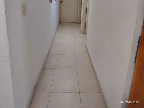 Departamento tipo casa en venta en Villa Luro